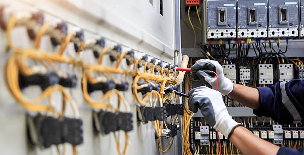 Professional Electrician technician working in Falfurrias, TX